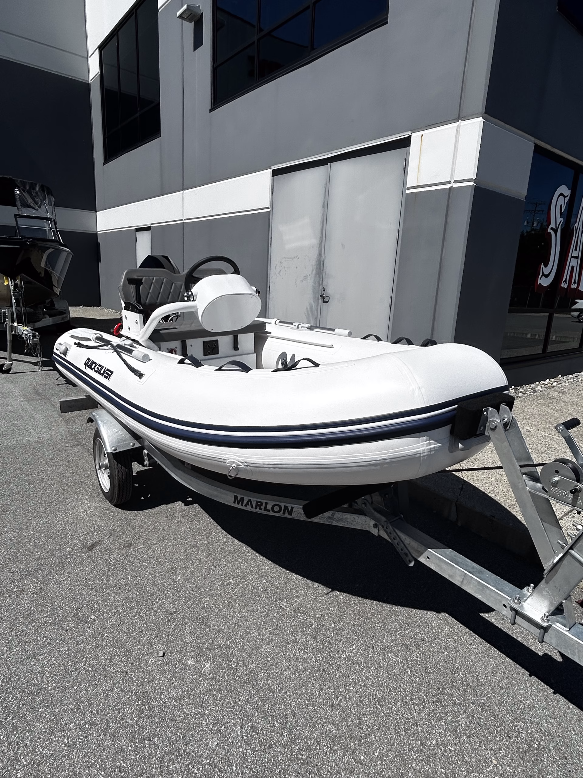 Quicksilver 320 Alum Rib Flat Floor Package - Image 4