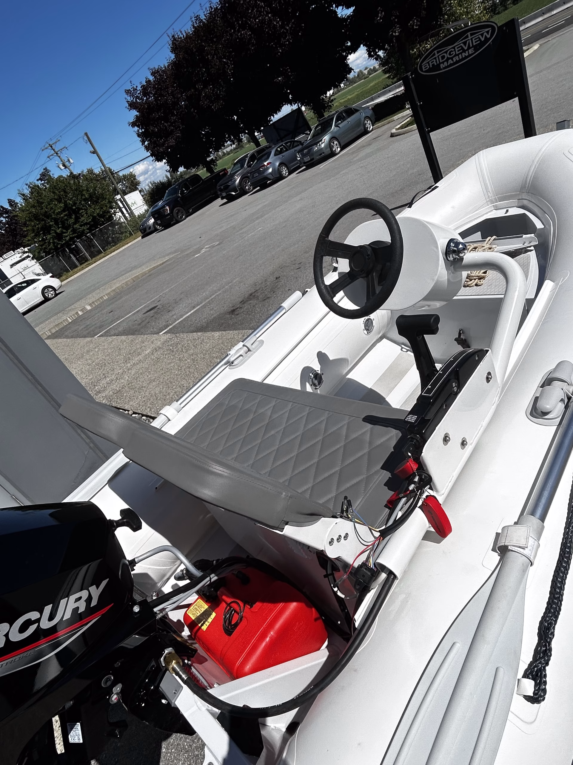 Quicksilver 320 Alum Rib Flat Floor Package - Image 7