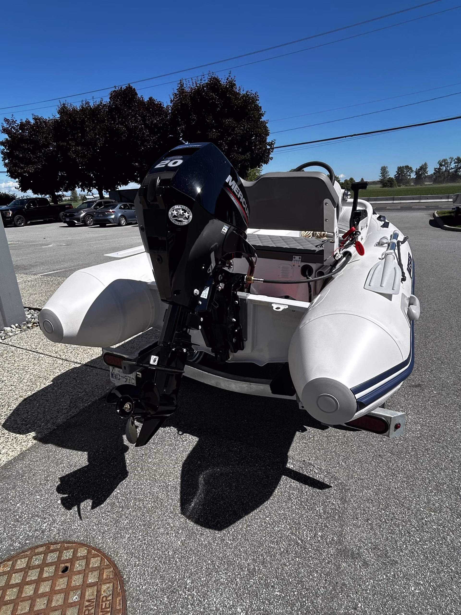 Quicksilver 320 Alum Rib Flat Floor Package - Image 9