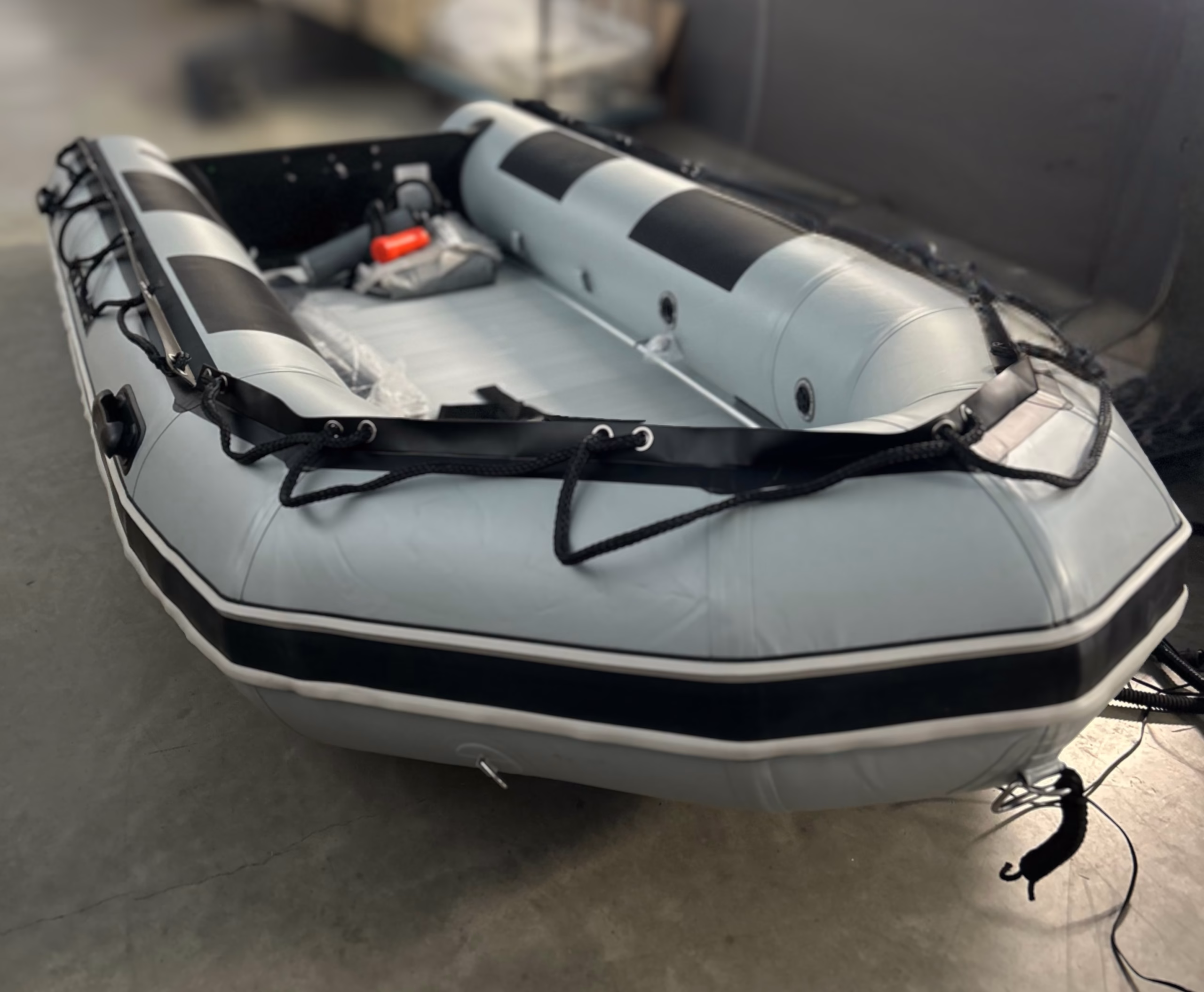 Quicksilver Sport HD 365 Grey Aluminum Floor - Image 3