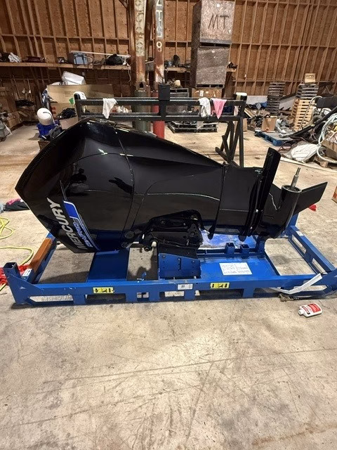 2019 Mercury 300 HP XXL Verado DTS Outboard – Excellent Compression – New Outdrive/Leg